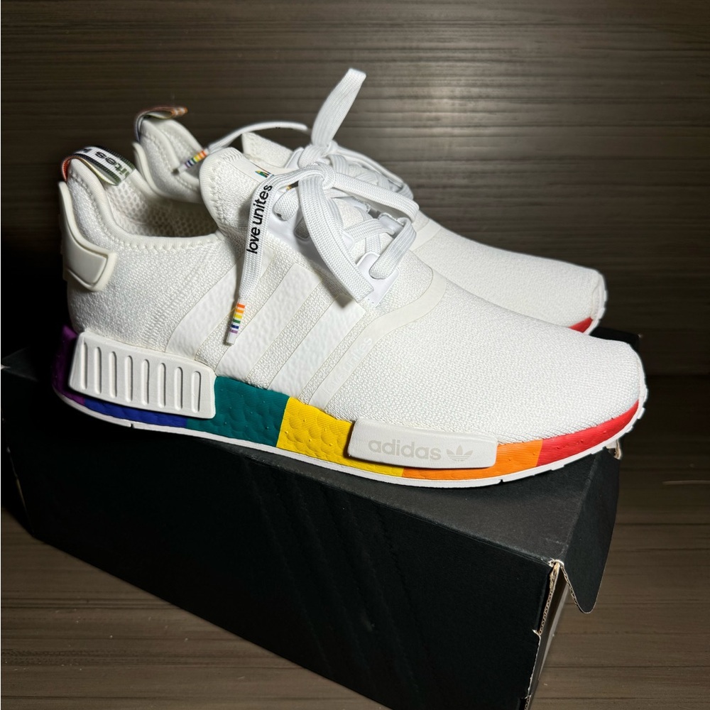 Adidas Originals Men NMD R1 Boost Pride Men Size 9 FY9024 White Adidas Shoes